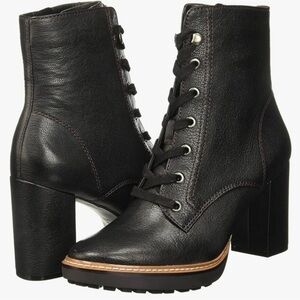 NWOB Naturalizer Callie Black Lace Up Chunky Heel Leather Boots, Size 9W (Wide)